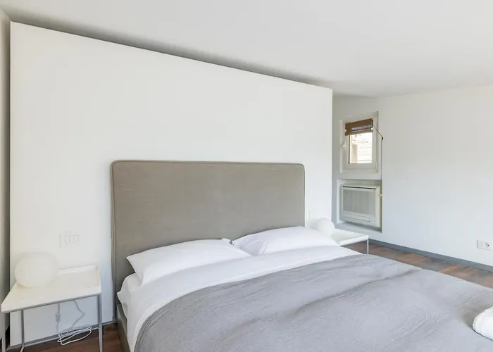 Farnesi Terrace Penthouse *
